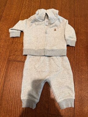 Gap baby boy sweatsuit